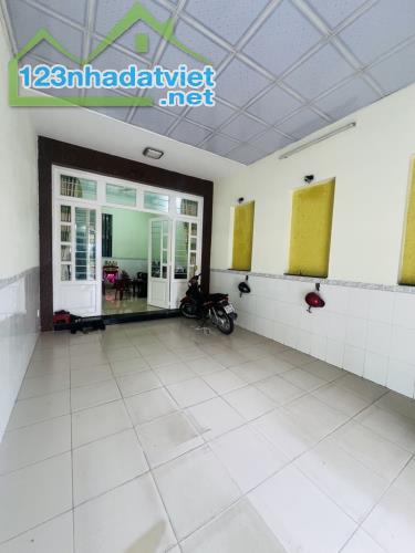 BÁN NHÀ AN LẠC SÁT MTKD KINH DƯƠNG VƯƠNG DT KHỦNG 4,5x20 XE HƠI VÀO NHÀ HƠN 6,5 TỶ - 1