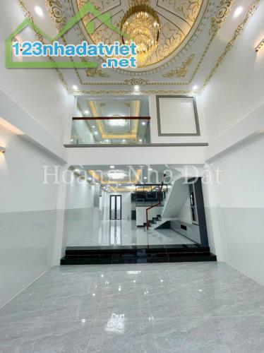 Nhà mới Lê Văn Lương, cạnh Phú Mỹ Hưng, 5 tầng, 9.8 tỷ - 1