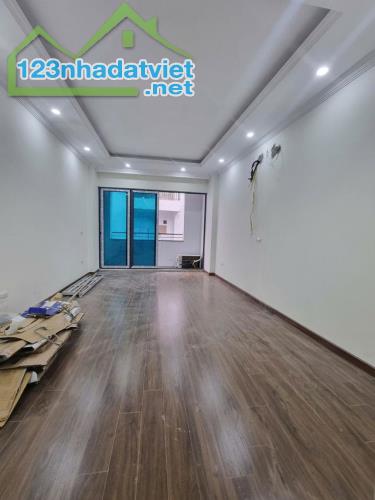 PHÂN LÔ NGUYỄN VĂN HUYÊN OTO TẢI NGÕ THÔNG KINH DOANH - 2
