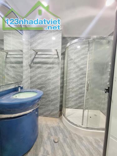 PHÂN LÔ NGUYỄN VĂN HUYÊN OTO TẢI NGÕ THÔNG KINH DOANH - 3