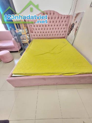 Cần Tiền Bán Căn Hộ Thạch Bàn, Long Biên 32m2, giá 1,52 tỷ - 2