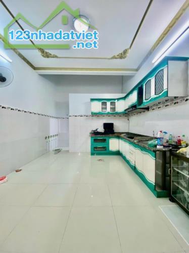 💥KHU VÍP QUẬN 11 SIÊU RẺ HÒA BÌNH - 51M2 - 2 TẦNG - MỚI ĐẸP - CẠNH BÊN ĐẦM SEN - NHỈNH 5 - 2