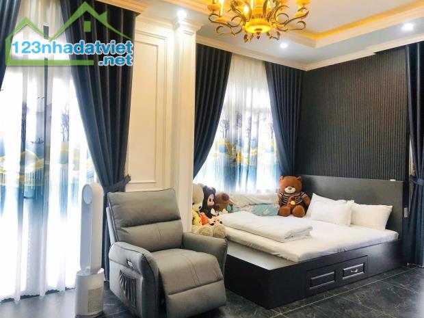 Villa mặt tiền An Sơn P4 Đà Lạt - 1