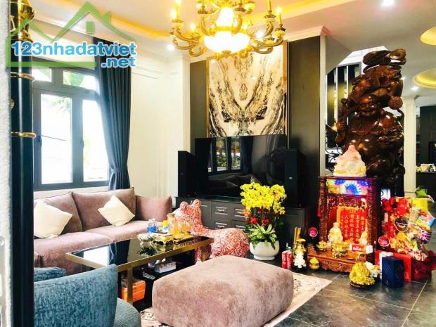 Villa mặt tiền An Sơn P4 Đà Lạt - 4