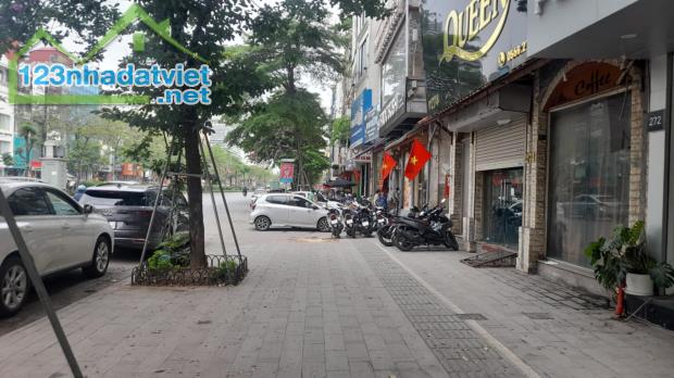 Bán Nhà Mặt Phố Quận Đống Đa 60m6T Hoàn Công 2MT 2 THOÁNG 37,5 Tỷ Xã Đàn.