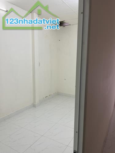 Cho Thuê Căn Hộ Lầu 2 mặt tiền Lê Văn Sỹ P12- Q3 - TPHCM. - 3