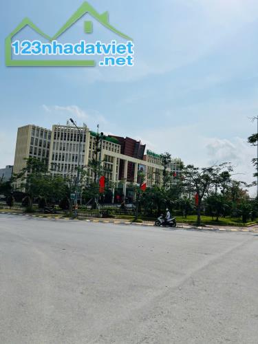 Mrs Tâm Chuyên bán đất đô thị mới sau Quận Ủy, Sở Dầu, Hồng Bàng, Hải Phòng. - 1