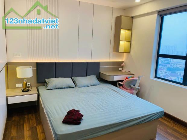 Sky villa 3 ngủ 2 WC 140m2 tòa Diamond Goldmark City nội thất nhập khẩu Châu Âu mới 100% - 3