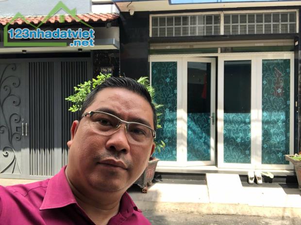 🏡 Vị trí đắc địa hẻm 196 vườn lài, Tân Phú, hẻm 8m, 4 tầng, 4x17, 10.x tỷ.