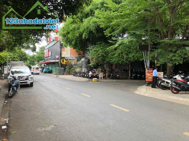 🏡 Vị trí đắc địa hẻm 196 vườn lài, Tân Phú, hẻm 8m, 4 tầng, 4x17, 10.x tỷ. - 4