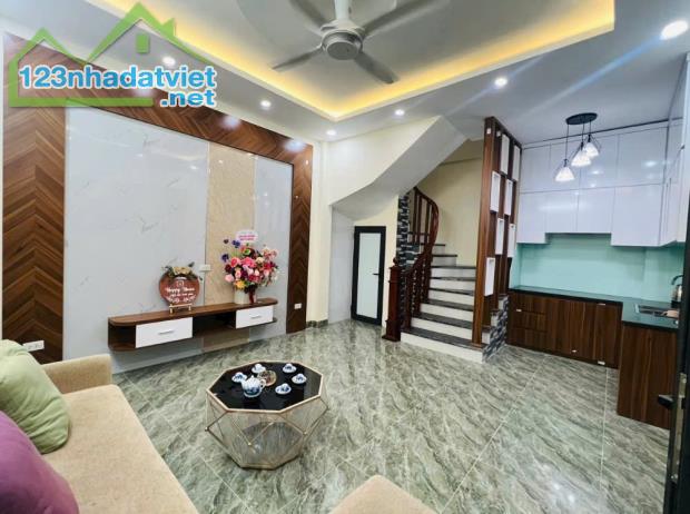 CHÍNH CHỦ CHO THUÊ NHÀ NGUYÊN CĂN TẠI KHU VỰC LĨNH NAM - HOÀNG MAI - HÀ NỘI - 1