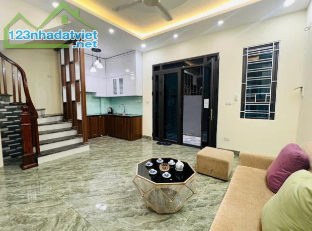 CHÍNH CHỦ CHO THUÊ NHÀ NGUYÊN CĂN TẠI KHU VỰC LĨNH NAM - HOÀNG MAI - HÀ NỘI - 2