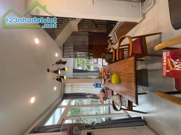 Mặt tiền kinh doanh Phạm Thế Hiển 5x40 chỉ 14 tỷ - 1