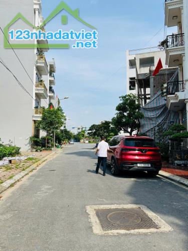 Bán lô góc dân sinh cực đẹp sau Quận Uỷ Sở Dầu, Hồng Bàng, Hải Phòng. 8,5 tỷ Lh 0979087664