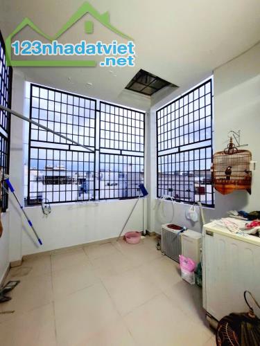 Hẻm xe hơi 5m kinh doanh - Đông Hồ Phường 8 Tân Bình - 4 tầng - Giá chỉ 6.799 tỷ - 3