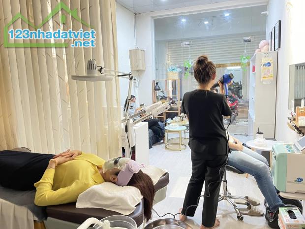 Tiệm Spa tại Tân Bình cần tìm người share mặt bằng làm chung.