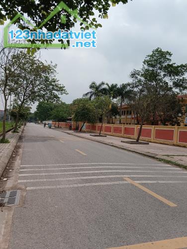 Bán Đất -Xã Hiền Ninh ( Sóc Sơn)- 89 M2 Bìa Làng - 3,1 Tỷ