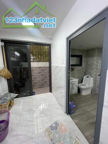BÁN NHÀ HẺM XE HƠI QUẬN 7 - 2 TẦNG - 60 LÂM VĂN BỀN, TÂN KIỂNG - 2