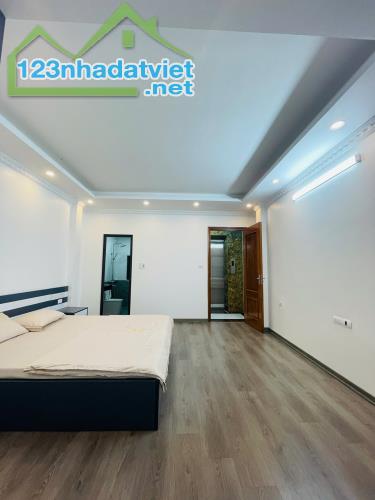 🌟 SIÊU PHẨM PHẠM VĂN ĐỒNG - NHÀ MỚI ĐẸP - FULL NỘI THẤT - GẦN ĐẠI HỌC - SỞ HỮU NGAY! 🌟 - 3