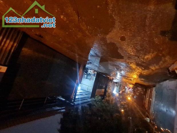 Bán nhanh nhà 3 tầng cực đẹp ở Thanh Xuân – lô góc, ngõ thông, vị trí siêu tiềm năng!