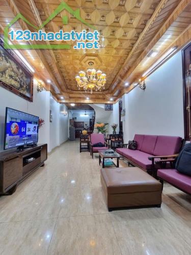 Bán nhà 80m2 4 tầng, Hoàng Quốc Việt, Cầu Giấy, ngõ ôtô, ở yên tĩnh, 19.6 tỷ - 1
