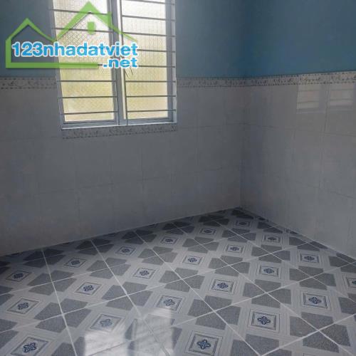 Kẹt tiền Cần bán nhanh Căn nhà Ở Nguyễn Thị Ngâu Hóc Môn 103m2 Sổ Hồng Riêng 720triệu - 3