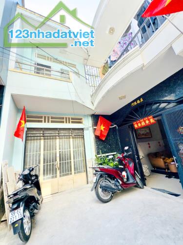 Bán nhà 1 lầu hẻm 125 Nguyễn Thị Tần Phường 2 Quận 8