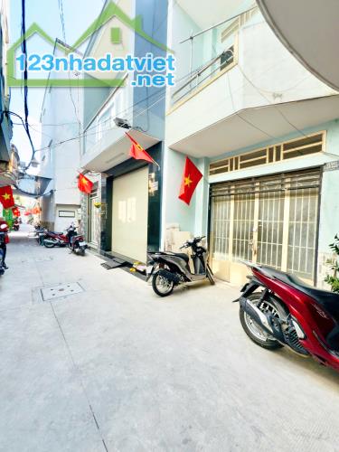 Bán nhà 1 lầu hẻm 125 Nguyễn Thị Tần Phường 2 Quận 8 - 3
