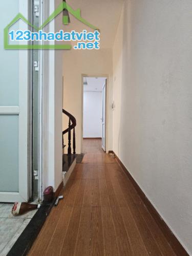 BÁN NHÀ ĐỊNH CÔNG 5 TẦNG 4 NGỦ NỘI THẤT ĐẸP 6.3 TỶ - 1