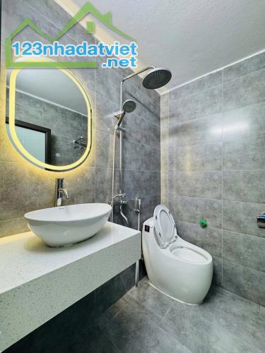 Siêu hiếm ô tô đỗ cửa Bùi Xương Trạch Thanh Xuân mới đẹp 4T 45m2 full nội thất ở luôn - 4