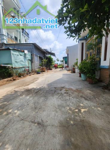 Đất thổ cư(ODT) 82m2, SHR Ngay Vòng xoay Tân Kim - 1