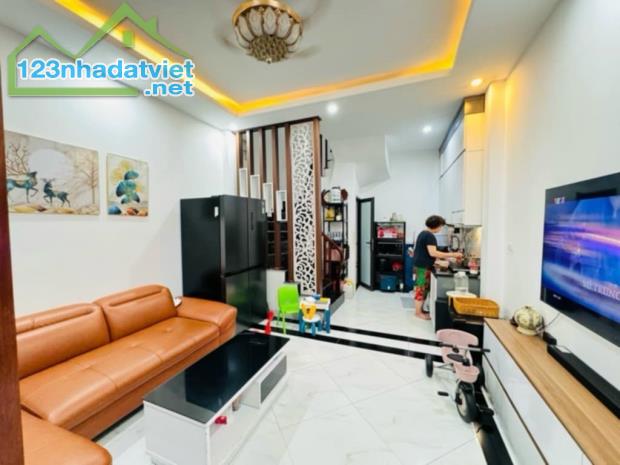 BÁN NHÀ TÔ VĨNH DIỆN QUẬN THANH XUÂN 5 TẦNG 7.8 TỶ - 1