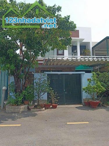 GẤP CHÍNH CHỦ CẦN RA GẤP CĂN NHÀ 200m2 ĐƯỜNG CÁCH MẠNG THÁNG 8- PHƯỜNG QUANG VINH-