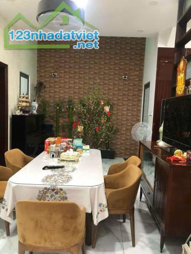 GẤP CHÍNH CHỦ CẦN RA GẤP CĂN NHÀ 200m2 ĐƯỜNG CÁCH MẠNG THÁNG 8- PHƯỜNG QUANG VINH- - 3