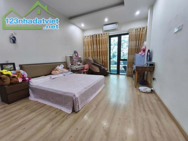MỘT MẶT PHỐ-  MẶT SAU NHÀ Ô TÔ VÀO NHÀ+ MẶT  HỒ ĐIỀU HOÀ- CÓ Ô CHỜ THANG MÁY- KHÔNG GIAN S - 4