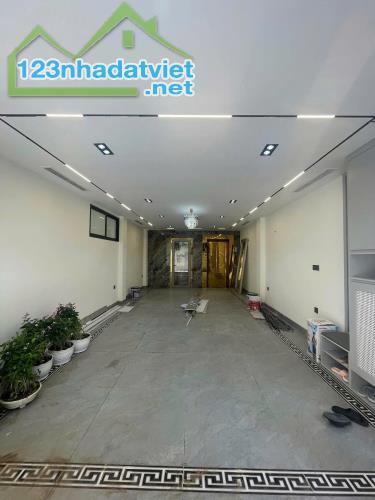 SIÊU HÓT PHỐ BỒ ĐỀ - THÔNG THOÁNG, 45M2,MT 5M, GẦN ĐƯỜNG Ô TÔ TRÁNH - HƠN 10 TỶ