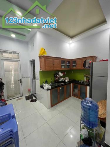 💥 NHÀ ĐẸP GẦN MẶT TIỀN NGUYỄN VĂN QUÁ – HẺM RỘNG AN NINH – 2PN, 3WC – SỔ VUÔNG HOÀN CÔNG - 1