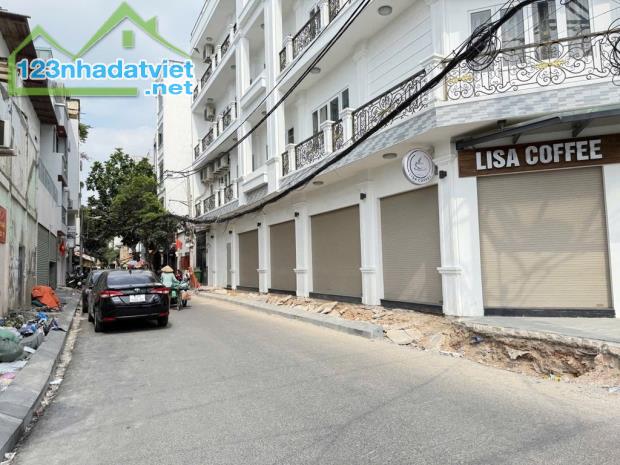 NHÀ BÁN CÁCH MT HOÀNG HOA THÁM 1 CĂN,  P13, TÂN BÌNH, 4 TẦNG – (4,5M X 12,5), CHỈ 11.X TỶY - 1