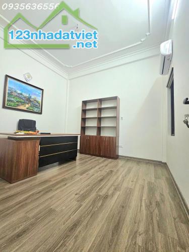 💥HOÀNG VĂN THÁI – PHÂN LÔ VIP – Ô TÔ NGỦ TRONG NHÀ – KINH DOANH ĐỈNH – 64m2, 5T, 15.x - 2