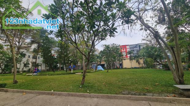 Nhà bán khu dân cư Trung Sơn giáp Him Lam Q.7, 100m2  ngang 5m, 4 tầng, 5pn, giá nhỉnh 17 - 2