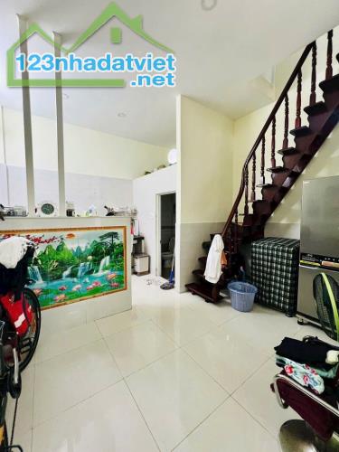 BÁN NHÀ 2 TẦNG - KHU HỌ LÊ - TÂN PHÚ - 4.2 X 9M - CHỈ 4.2 TỈ - 3