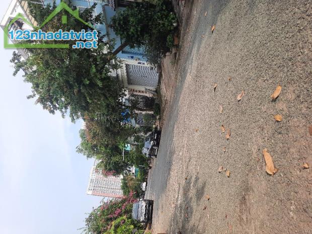 NHÀ 45M2 HẺM XE HƠI ĐỖ CỔNG - TRƯỜNG CHINH - 5.5 TỶ LH 0374619562
