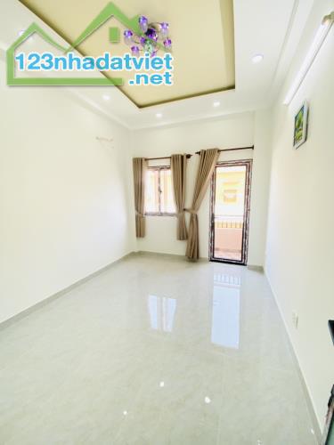 Bán gấp nhà đẹp ở ngay Mễ Cốc, 2 mặt tiền hẻm siêu đẹp, XH đỗ cửa, 40m2, SHR, chỉ 4,58 tỷ. - 3