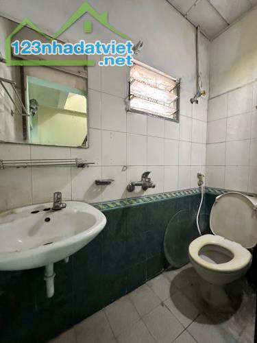 BÁN NHÀ KHÂM THIÊN, HÀNG HIẾM ĐỐNG ĐA - DÂN XÂY - LÔ GÓC - KINH DOANH - 15M RA PHỐ - 4