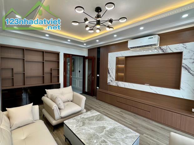AN DƯƠNG VƯƠNG,TÂY HỒ 67M2X7T, GARA OTO, THANG MÁY, 2 THOÁNG, VIEW SÂN CHƠI GIÁ 16,2 TỶ CT - 2