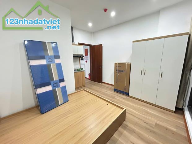 CCMN TRẦN DUY HƯNG - 10M RA MẶT PHỐ - 11 PHÒNG KHÉP KÍN - GIÁ 17 TỶ - 1