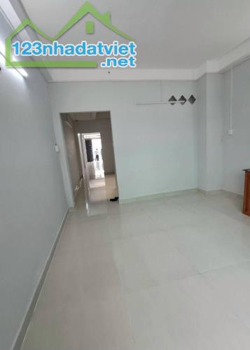 Bán nhà Nguyễn Quý Yêm 80m2 3 tầng đường xe hơi tránh, nhích 6 tỷ