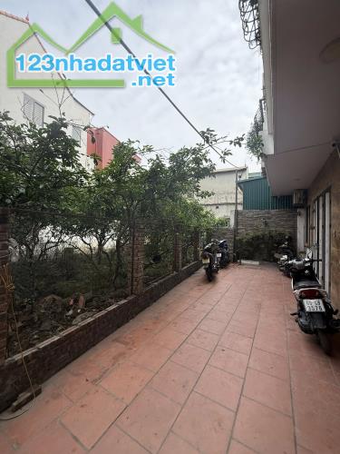 MẢNH ĐẤT, ÂU CƠ, TÂY HỒ: 164M , MT 18M, GIÁ 22 TỶ.