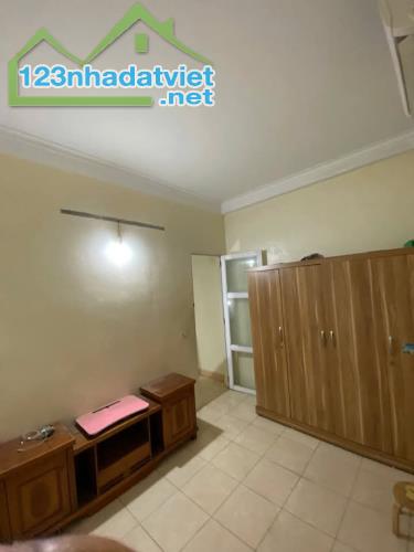 Cho thuê nhà ngõ phố Lê Trọng Tấn Thanh Xuân 42m x 3 tầng, giá 8tr/tháng - 2