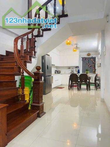 Cực phẩm" mặt phố La Thành - Kinh doanh đỉnh, giá tốt - 2